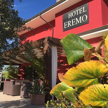 סוריאנו נל צ'ימינו Hotel Eremo מראה חיצוני תמונה