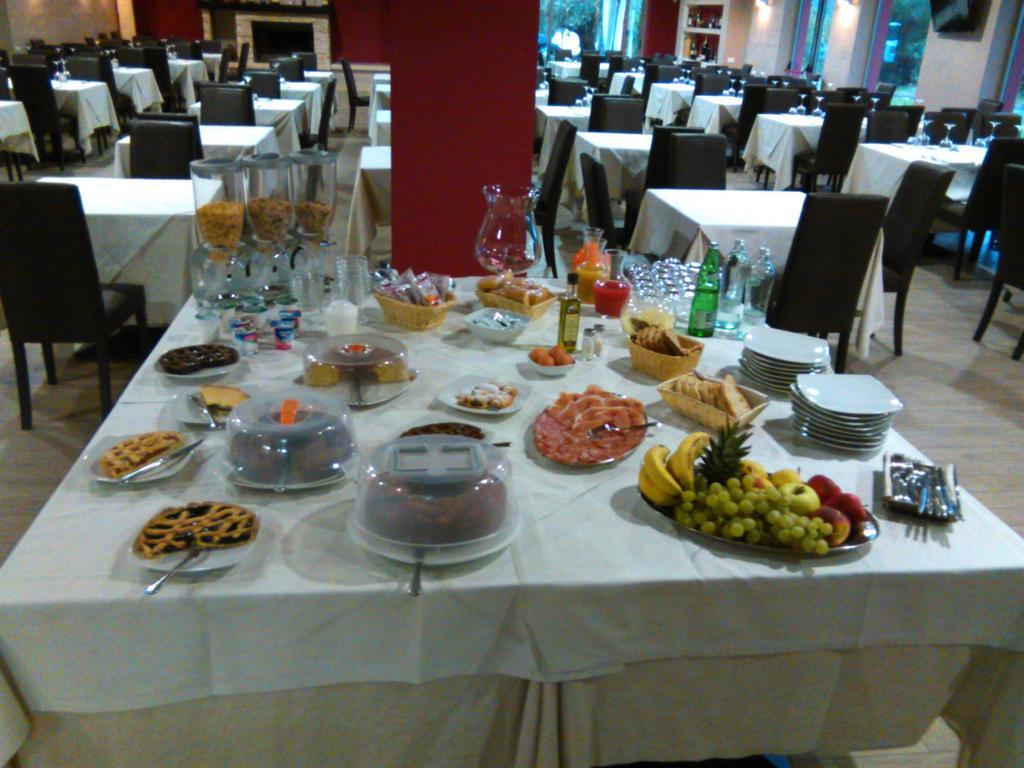 סוריאנו נל צ'ימינו Hotel Eremo מראה חיצוני תמונה